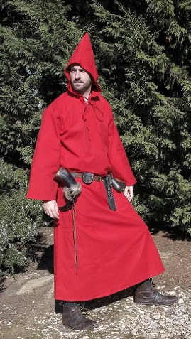 [SAY/CL/5052-L-R] Medieval Habit with hood | Size L | Color red 